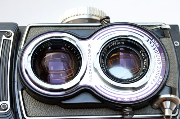 MF001 - Rolleiflex T gris